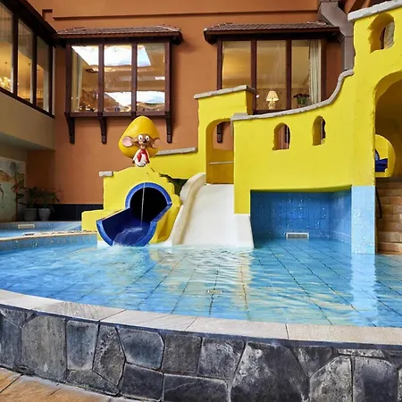 Im Der Valk Linstow Feriehus *
